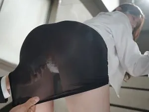 Xuất tinh đầy mặt hai người yêu dâm